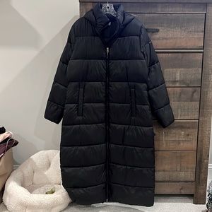 Long black puffer jacket from 32 degrees